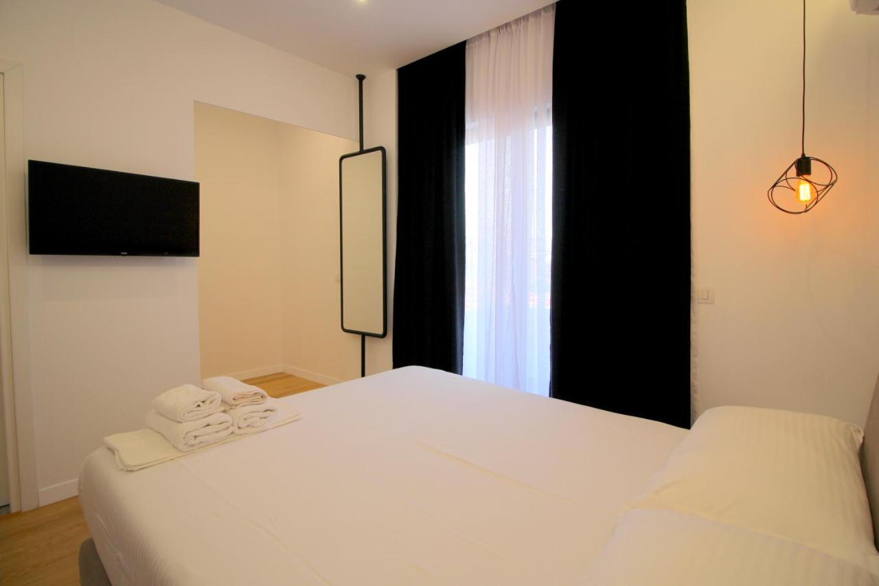 Hotel Qurku 2 Саранда Екстер'єр фото